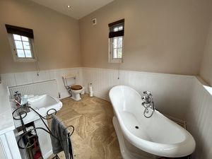 Photo 24- click for photo gallery